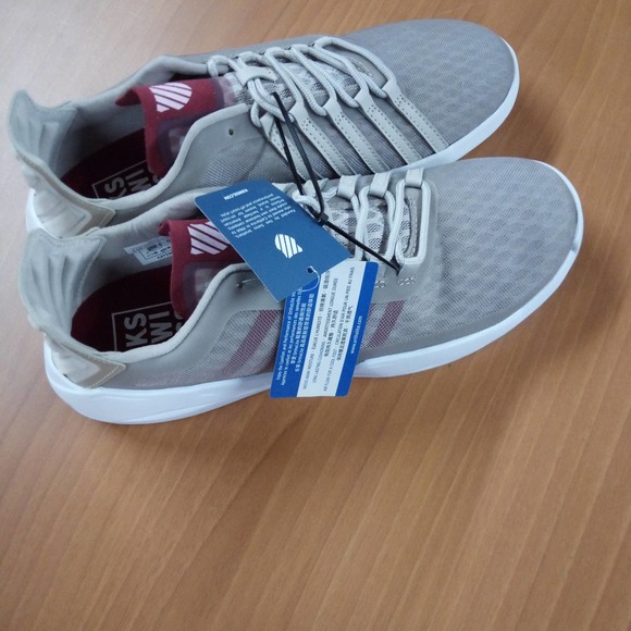 KSwiss mens shoes 9 - Picture 2 of 5